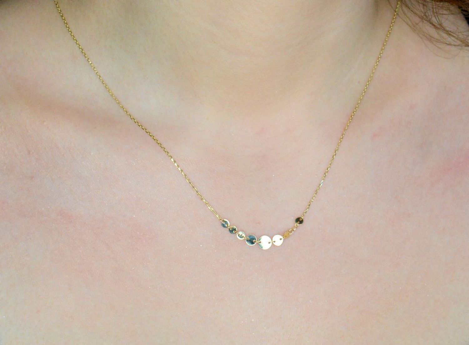 Złoty naszyjnik damski 375 celebrytka z płaskimi okrągłymi blaszkami NA 3370 375 (1).jpg